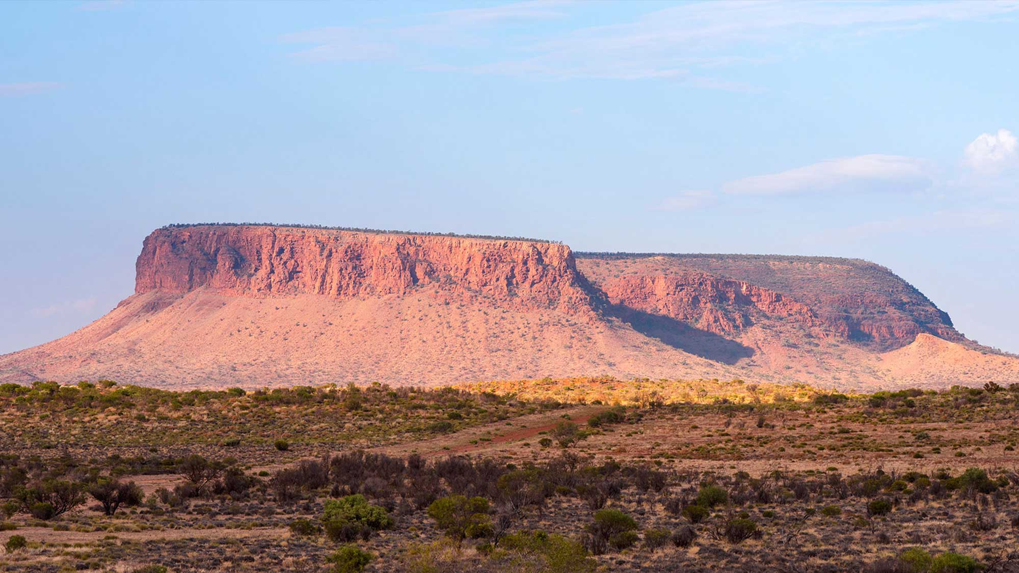 Kings Canyon, Uluru and Kata Tjuta - NT Now